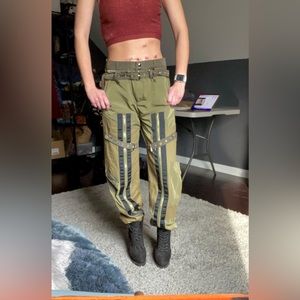 CARGO PANTS
